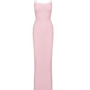 NWOT SKIMS Fits Everybody Lace Long Slip Dress in Cherry Blossom
